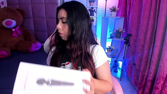 Snapshot of liany_taylor chatting on 02.24.26 liany taylor online show from 02.24.26