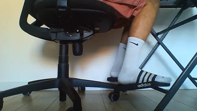 andre italy online show from 07.14.26
