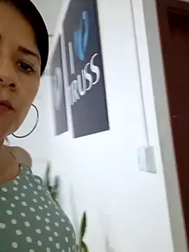 Snapshot of dulcenena_moon chatting on 01.31.26 dulcenena moon online show from 01.31.26