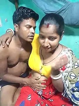 Snapshot of Your_deshibhabi25years chatting on 07.04.26 Your deshibhabi25years online show from 07.04.26