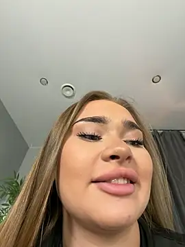 MonicaWestt online show from 05.01.26