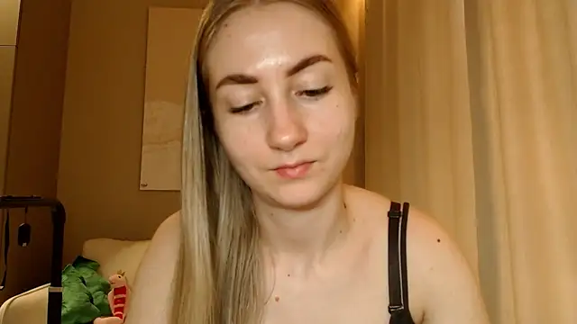 BluueSilk online show from 01.29.25