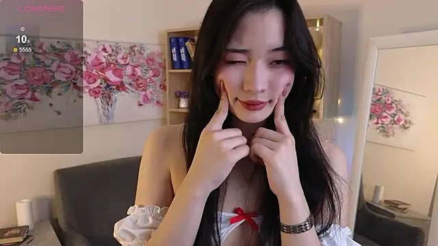 Noiry Vuvez online show from 03.04.26