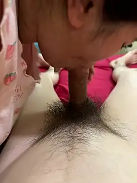 Snapshot of holl110 chatting on 02.26.26 holl110 online show from 02.26.26