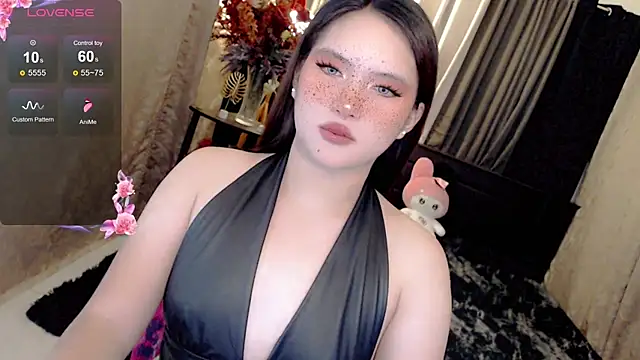 Snapshot of IsabellaXoXo69 chatting on 06.15.26 IsabellaXoXo69 online show from 06.15.26