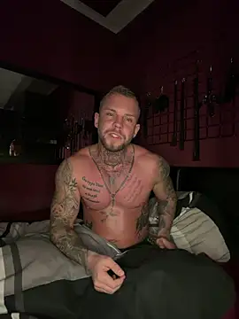 Snapshot of zickertdavid chatting on 02.10.26 zickertdavid online show from 02.10.26