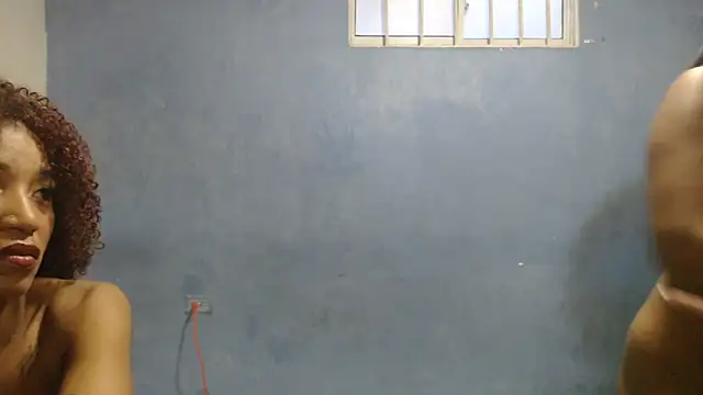 Snapshot of mamacitasxxx chatting on 02.04.26 mamacitasxxx online show from 02.04.26