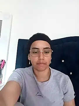 Diva noir online show from 02.14.26