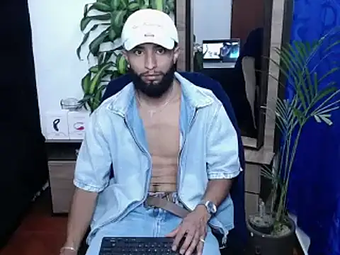 Snapshot of _noahdiaz chatting on 02.17.26 noahdiaz online show from 02.17.26