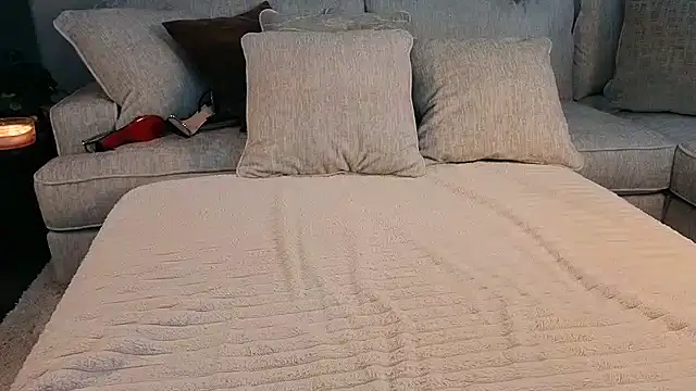 Snapshot of Hot_Wife_Amber chatting on 02.05.26 Hot Wife Amber online show from 02.05.26