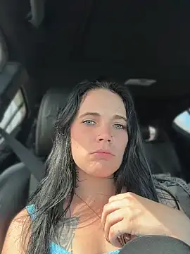 ahungkittykat online show from 05.18.26