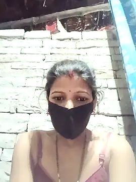 Snapshot of Divya-11431 chatting on 03.04.26 Divya-11431 online show from 03.04.26
