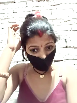 Snapshot of Divya-11431 chatting on 03.19.26 Divya-11431 online show from 03.19.26