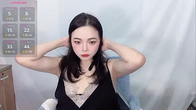 Snapshot of Eliana-ik chatting on 02.10.26 Eliana-ik online show from 02.10.26