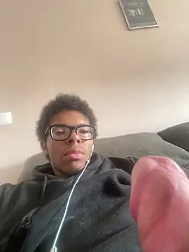 Snapshot of ELPikaPreta chatting on 02.26.26 ELPikaPreta online show from 02.26.26