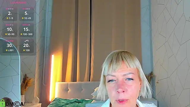 Snapshot of Ann_Annise chatting on 06.22.26 Ann Annise online show from 06.22.26