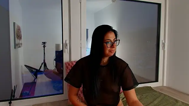 Snapshot of MissyScarlet chatting on 02.27.26 MissyScarlet online show from 02.27.26