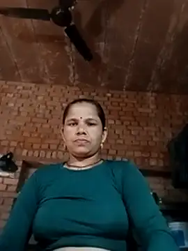 Snapshot of Pooja_sahu chatting on 04.03.26 Pooja sahu online show from 04.03.26