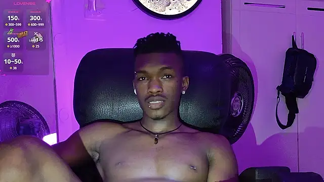 Snapshot of ReyKen- chatting on 02.19.26 ReyKen- online show from 02.19.26