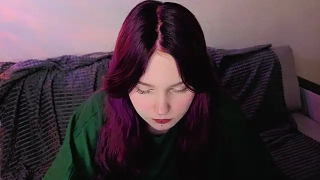 Julia Anis online show from 04.01.26