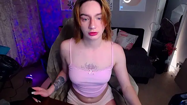 Snapshot of PollyRoseX chatting on 04.16.26 PollyRoseX online show from 04.16.26