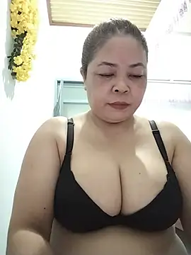 Snapshot of Baby-bigtits2026 chatting on 07.21.26 Baby-bigtits2026 online show from 07.21.26