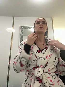 Snapshot of AmeelliaRose chatting on 02.28.26 AmeelliaRose online show from 02.28.26