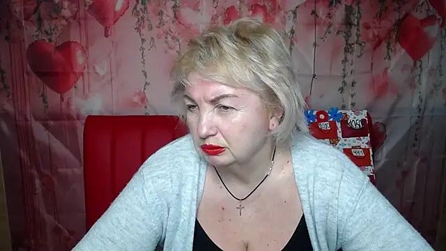 Snapshot of RenataDaster chatting on 03.18.26 RenataDaster online show from 03.18.26