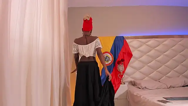 EvelynDivine online show from 02.07.26