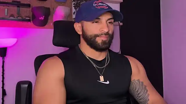 SamDornan51 online show from 04.11.26