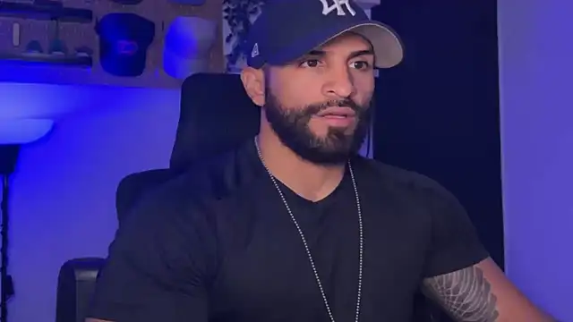 SamDornan51 online show from 04.14.26