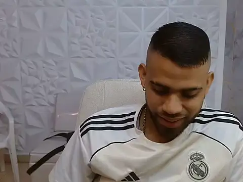 Snapshot of chacorta_ chatting on 07.18.26 chacorta online show from 07.18.26