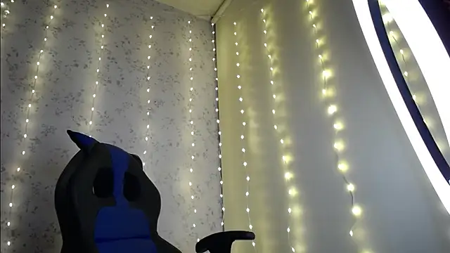 Snapshot of moriah_h chatting on 02.08.26 moriah h online show from 02.08.26