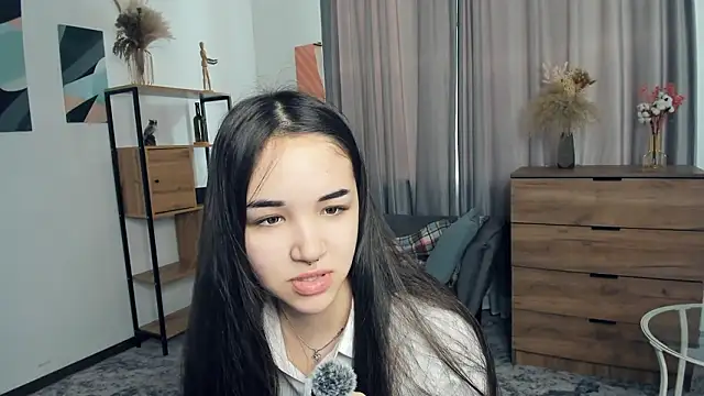 Snapshot of AvantgardAlone chatting on 02.11.26 AvantgardAlone online show from 02.11.26