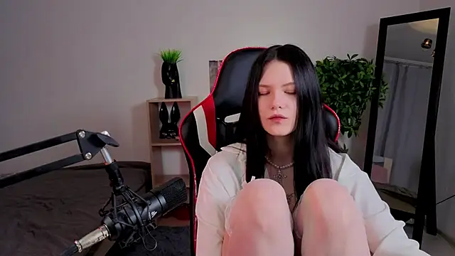 Snapshot of Maria_trend chatting on 02.12.26 Maria trend online show from 02.12.26