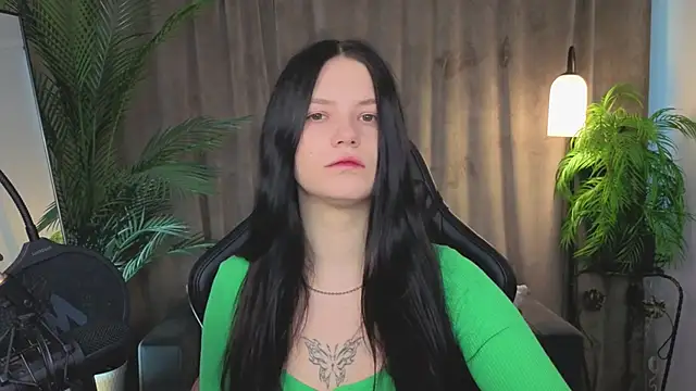 Snapshot of Maria_trend chatting on 02.15.26 Maria trend online show from 02.15.26