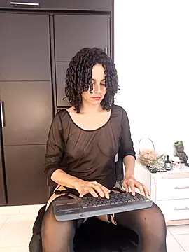 Snapshot of Nala_OMG chatting on 01.31.26 Nala OMG online show from 01.31.26