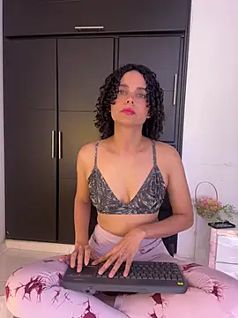 Snapshot of Nala_OMG chatting on 02.07.26 Nala OMG online show from 02.07.26