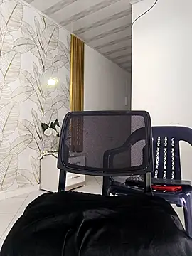 Snapshot of Nala_OMG chatting on 03.08.26 Nala OMG online show from 03.08.26