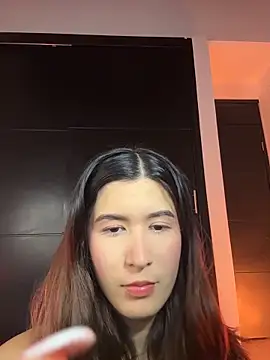 Snapshot of emicute_ chatting on 02.03.26 emicute online show from 02.03.26