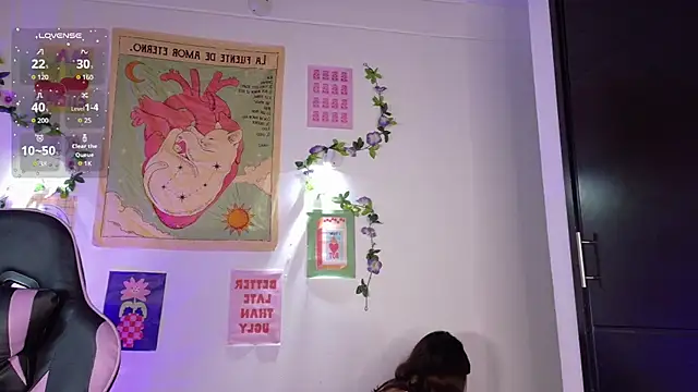 Snapshot of emicute_ chatting on 02.14.26 emicute online show from 02.14.26