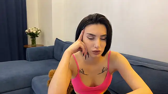 Snapshot of BlackFox_V chatting on 02.17.26 BlackFox V online show from 02.17.26