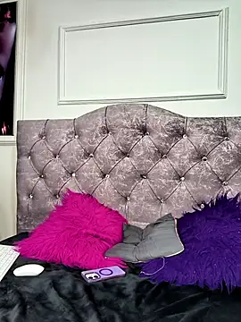 Snapshot of violetmist chatting on 02.06.26 violetmist online show from 02.06.26