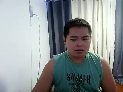Snapshot of bigloadfox chatting on 03.13.26 bigloadfox online show from 03.13.26