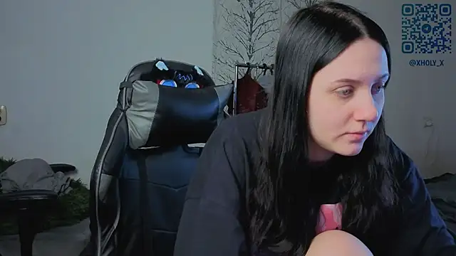 Holy Kveta online show from 04.19.26