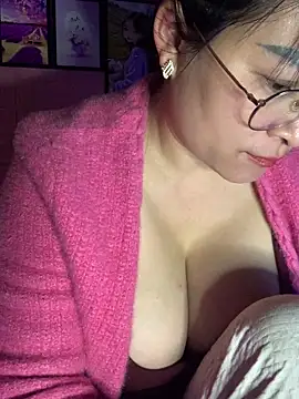 Snapshot of Star-sweet01 chatting on 02.20.26 Star-sweet01 online show from 02.20.26