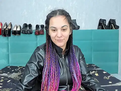 Snapshot of emilyvondark chatting on 02.14.26 emilyvondark online show from 02.14.26