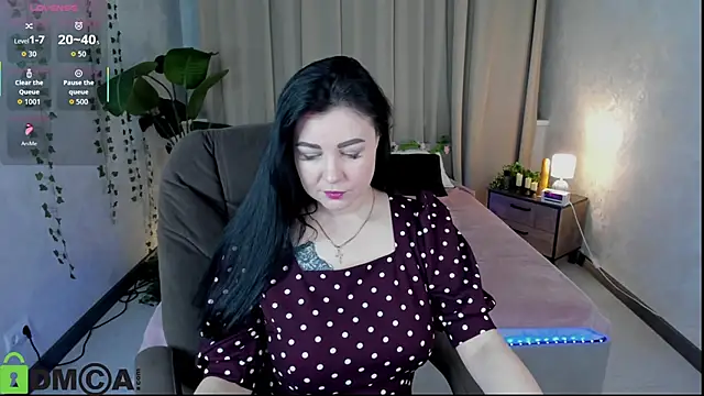 Monika Martinezz online show from 04.08.26