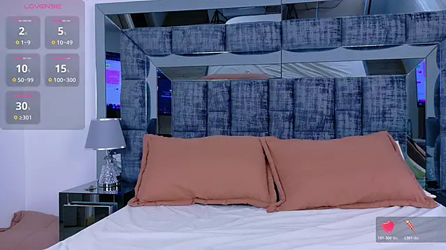 Samantha Mont online show from 03.30.26