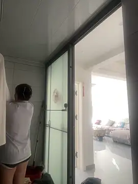 Snapshot of Youyou_12 chatting on 02.28.26 Youyou 12 online show from 02.28.26